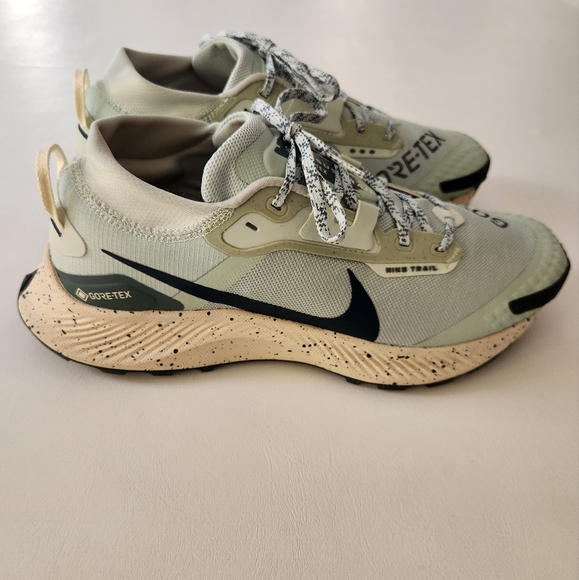 Nike Pegasus Trail 3 GORE-TEX Seafoam  Sneakers - Picture 1 of 16